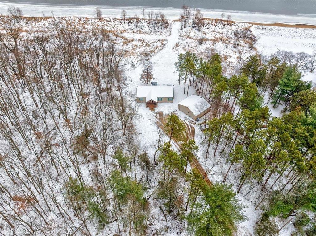 Photo of S1404 Indian Trail PARKWAY, Baraboo, WI 53913 (MLS # 2013947)