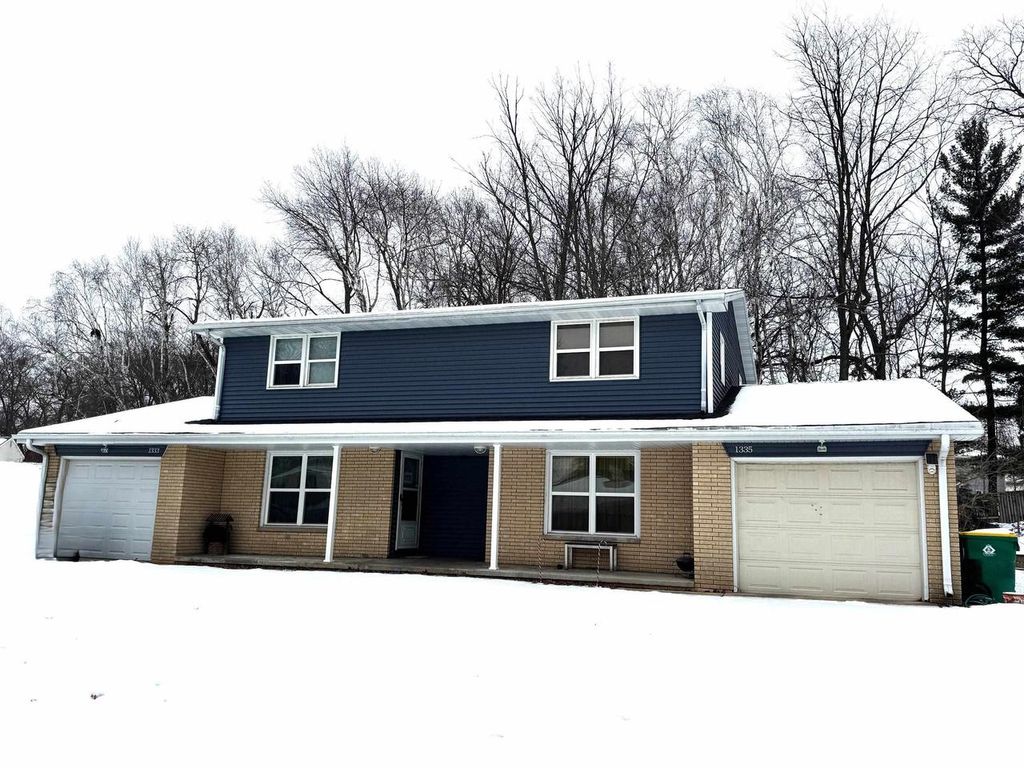Photo of 1333 Nelson STREET, Green Bay, WI 54304 (MLS # 50320632)