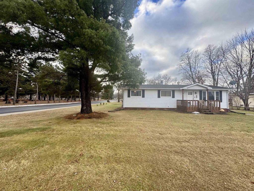 Photo of 560 E Elm STREET, Muscoda, WI 53573 (MLS # 2014665)