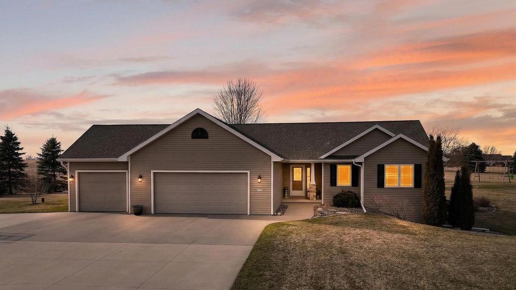 Photo of W7122 Hillview ROAD, Greenville, WI 54942 (MLS # 50323240)