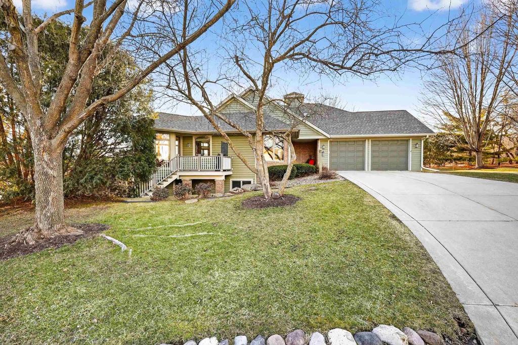 Photo of 3466 Nappe DRIVE, Middleton, WI 53562 (MLS # 2018493)