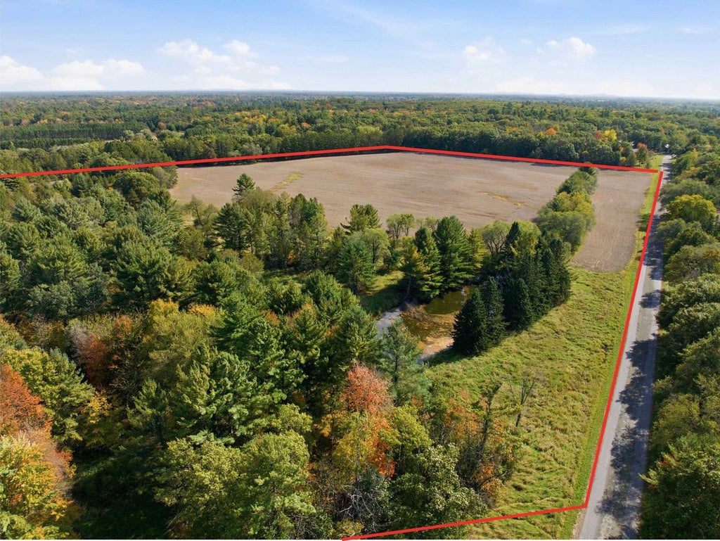 Photo of 60.58 AC County M ROAD, New Lisbon, WI 53950 (MLS # 2034304)