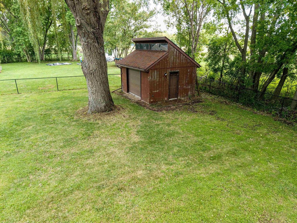 Photo of 1602 W Paynes Point ROAD, Neenah, WI 54956 (MLS # 50332403)