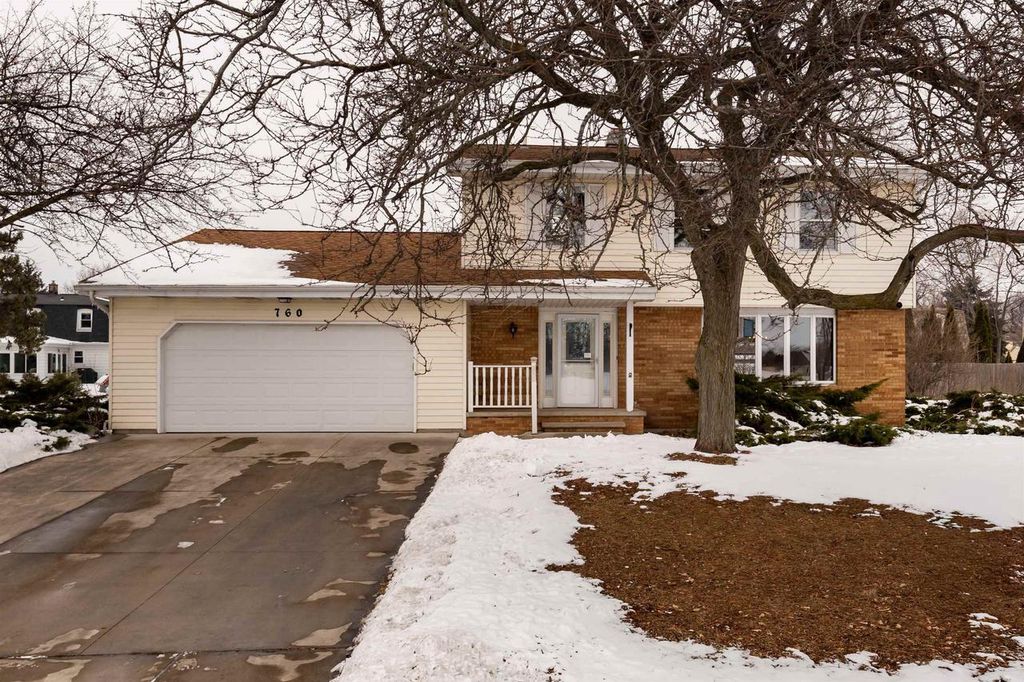 Photo of 760 Kensington ROAD, Neenah, WI 54956 (MLS # 50320826)