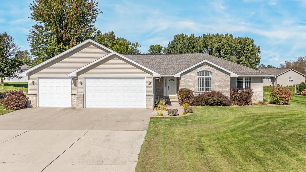 Photo of W2246 Raspberry LANE, Appleton, WI 54913 (MLS # 50333181)