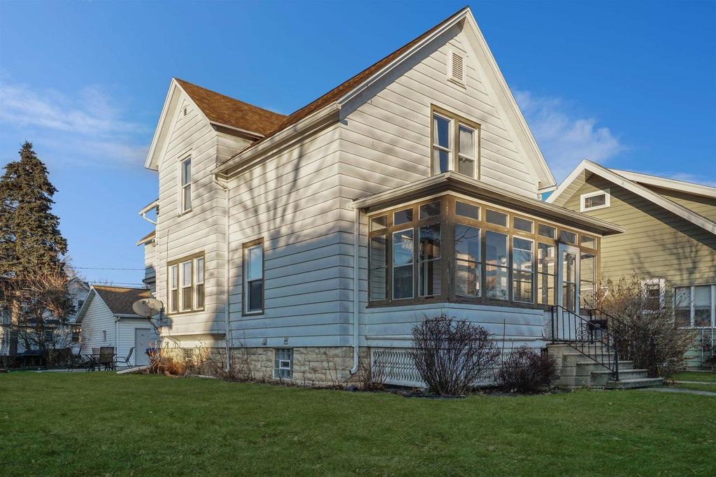 Photo of 51 15th STREET, Fond Du Lac, WI 54935 (MLS # 50320014)