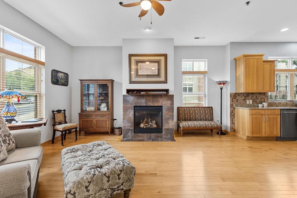 Photo of 21 Halite WAY, Fitchburg, WI 53711 (MLS # 2031185)