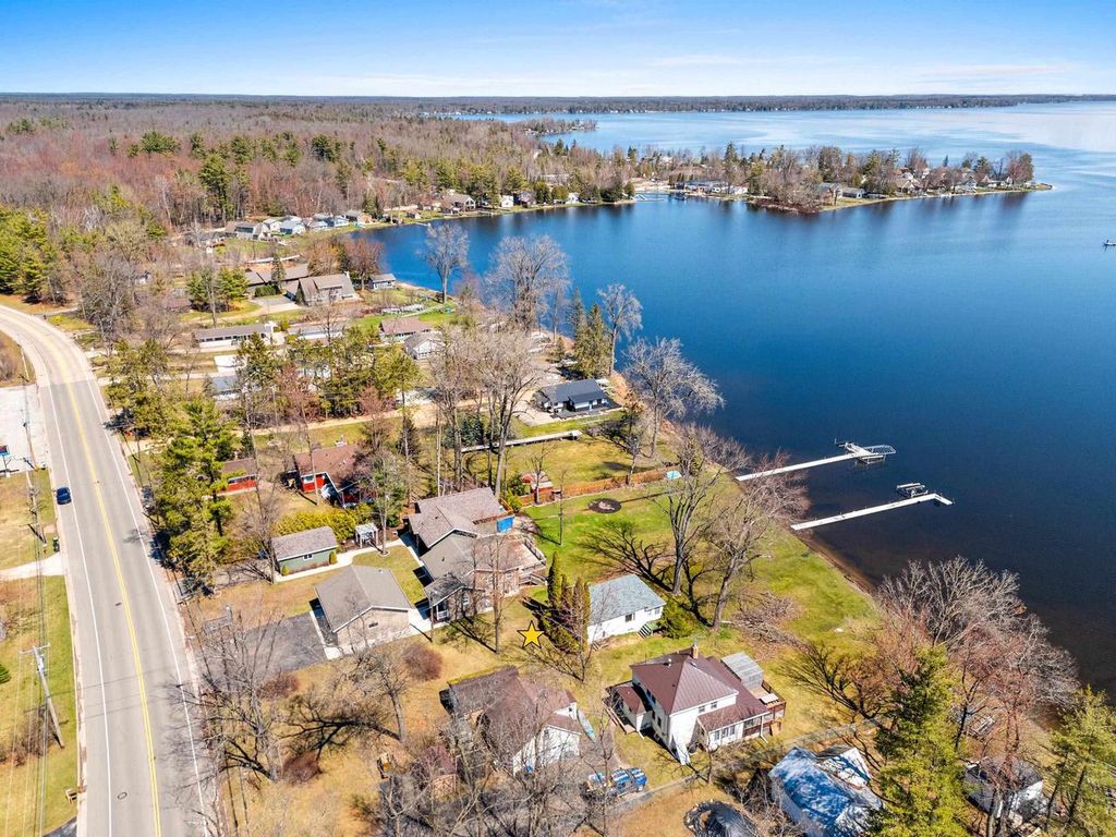 Photo of N5996 N Lake DRIVE, Shawano, WI 54166 (MLS # 50323852)