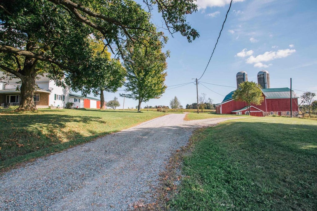 Photo of N6722 County Road G, Neillsville, WI 54456 (MLS # 22604812)