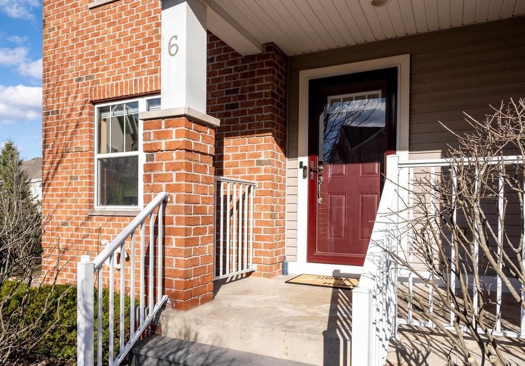 Photo of 719 Cricket LANE #6, Middleton, WI 53562 (MLS # 2016596)