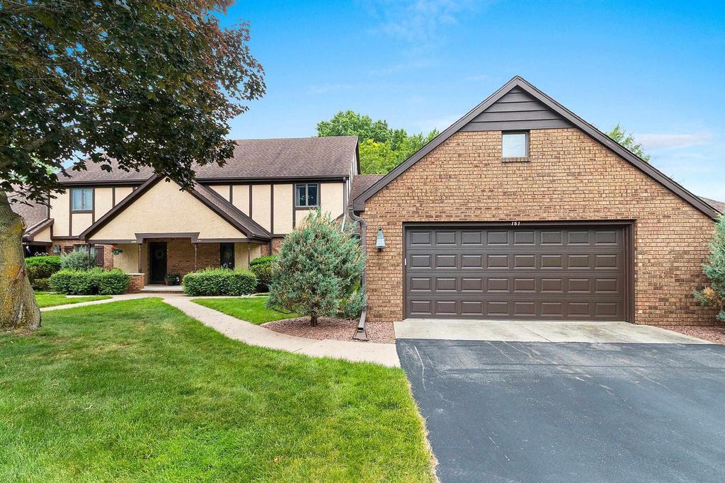 Photo of 151 Harrys GTWY, Appleton, WI 54914 (MLS # 50328238)