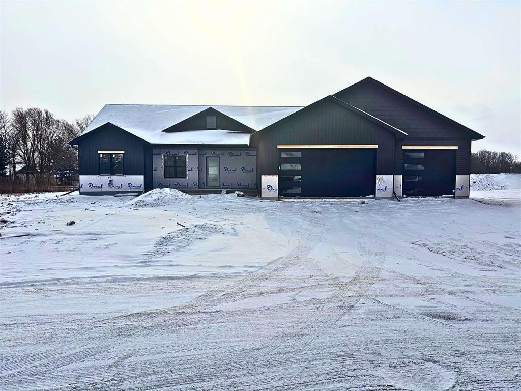 Photo of W5751 Roundstone PLACE, Menasha, WI 54952 (MLS # 50320335)