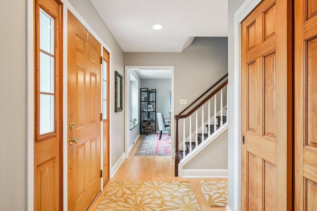 Photo of N105W6300 Brenton LANE, Cedarburg, WI 53012 (MLS # 1938781)