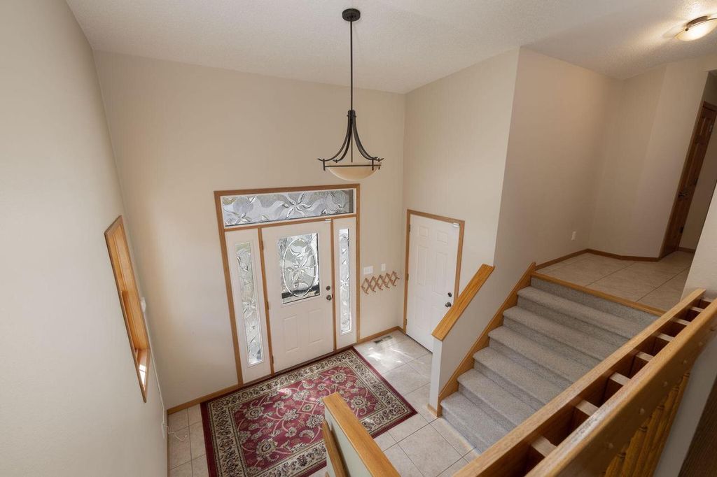 Photo of 3767 Emerald DRIVE EAST DRIVE E, Onalaska, WI 54650 (MLS # 1953251)