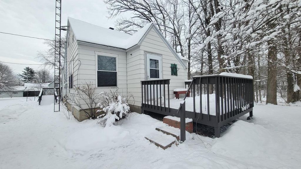 Photo of N8872 Elm STREET, Gilman, WI 54433 (MLS # 50317682)