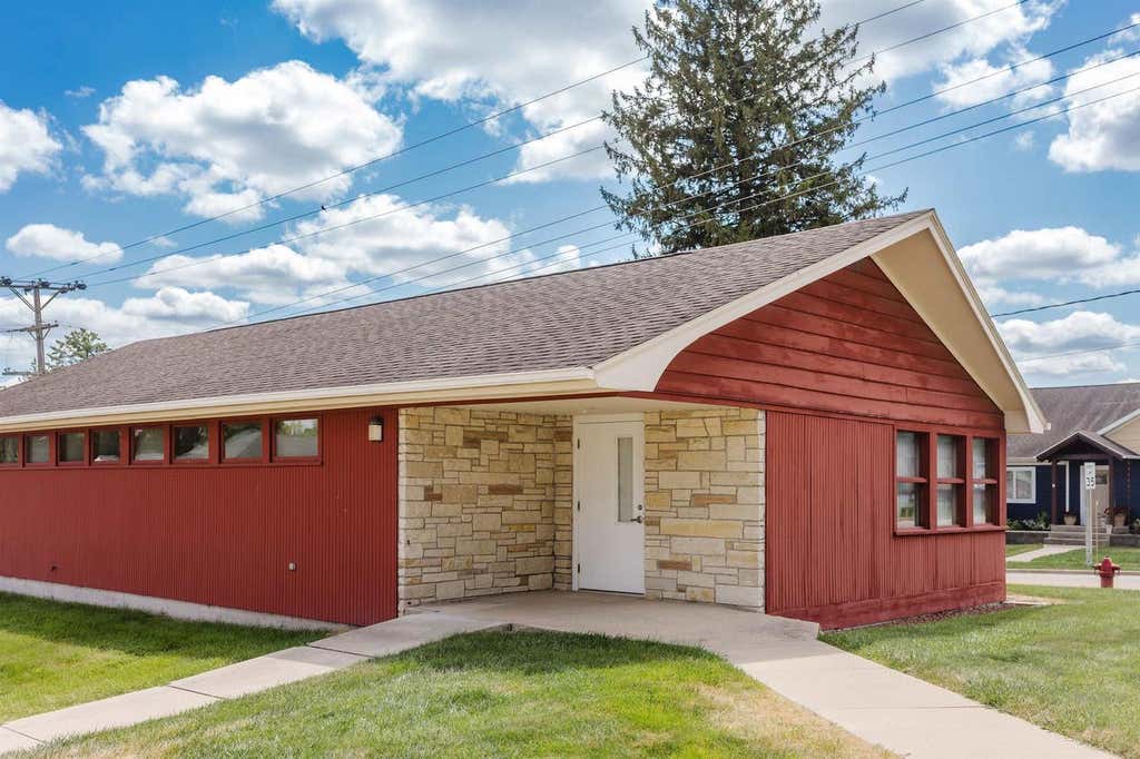 Photo of 506 Main STREET, Hollandale, WI 53543 (MLS # 2028712)
