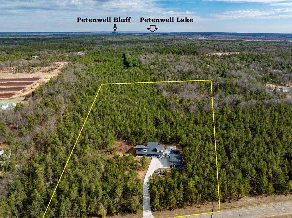 Photo of W5026 26th STREET, Necedah, WI 54646 (MLS # 2020829)