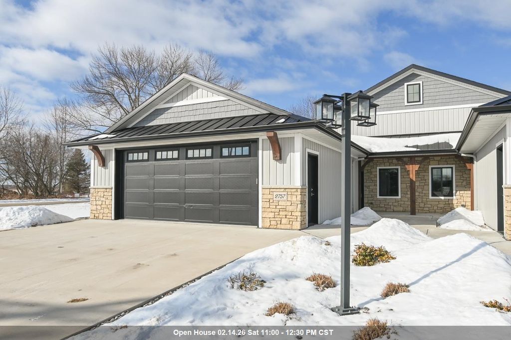 Photo of 2757 County Road Ee, Abrams, WI 54101 (MLS # 50321070)