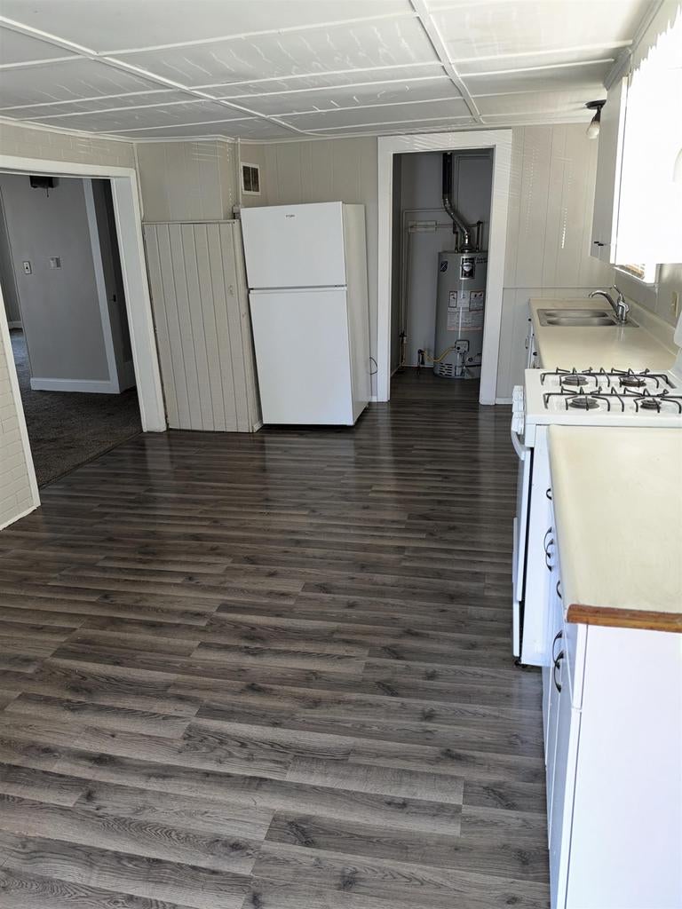 Photo of 446 Thomas STREET, Fond Du Lac, WI 54935 (MLS # 50333867)