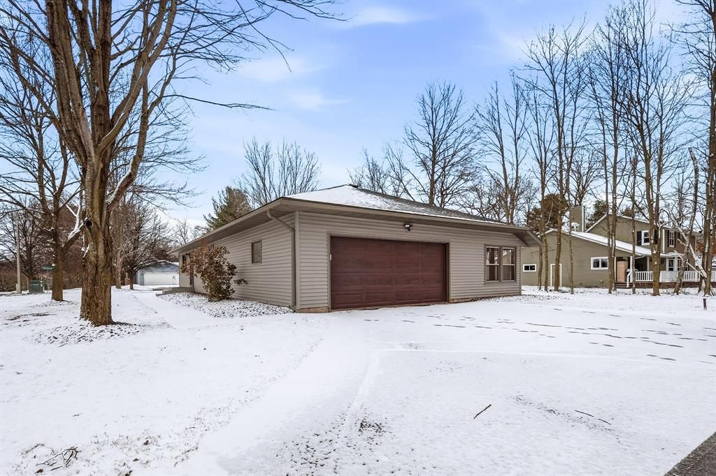 Photo of 3019 Deerfield DRIVE, Eau Claire, WI 54703 (MLS # 1598996)
