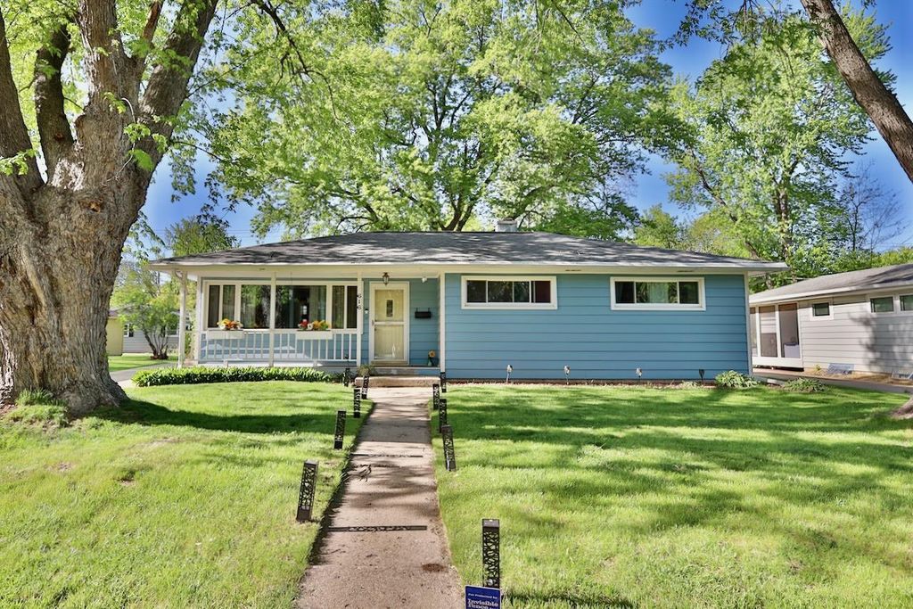 Photo of 616 West STREET, Stoughton, WI 53589 (MLS # 2023095)