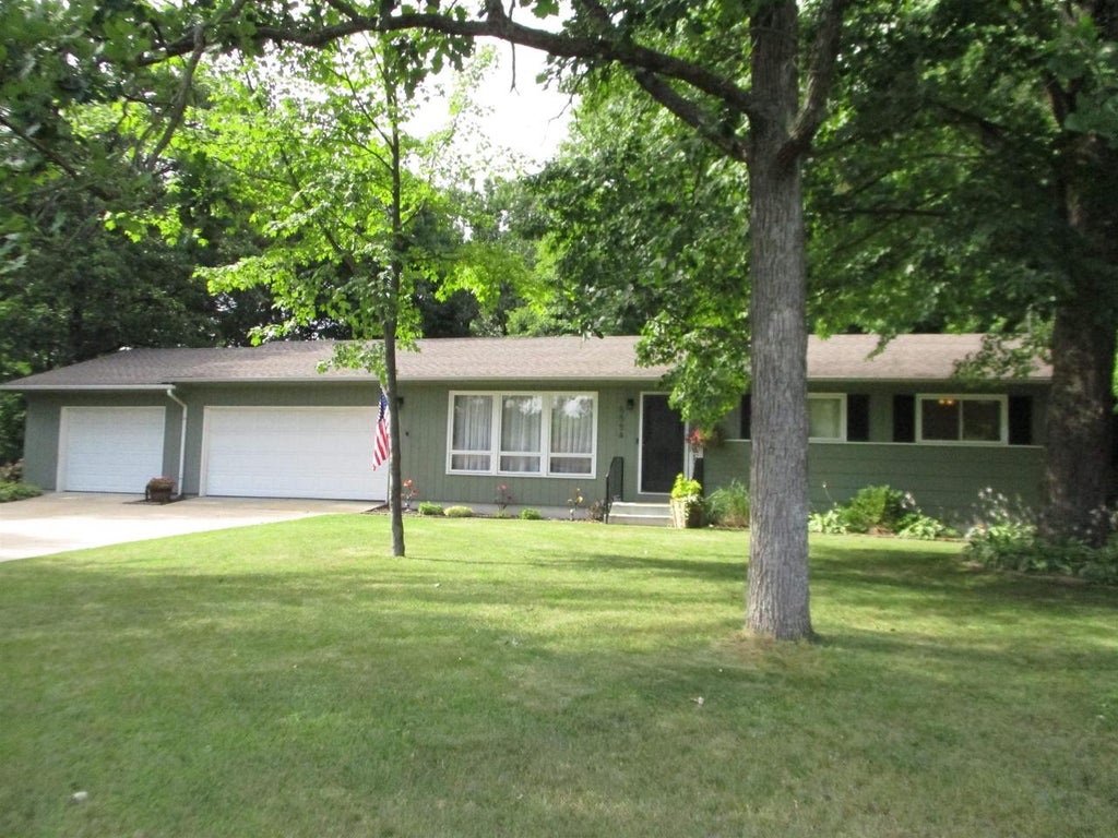 Photo of 5554 Jefferson STREET, Stevens Point, WI 54482 (MLS # 22603479)
