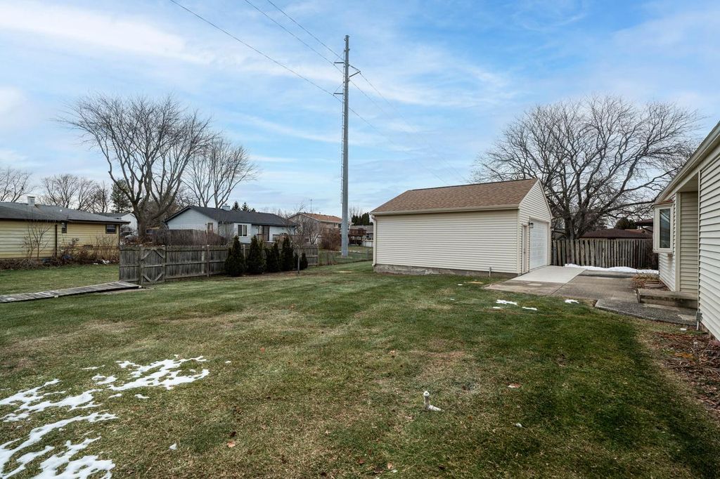 Photo of 6840 Carlin COURT, Mount Pleasant, WI 53406 (MLS # 1945880)