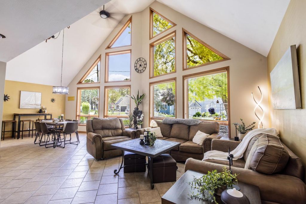Photo of 33197 S Lakeshore DRIVE, Burlington, WI 53105 (MLS # 1968251)