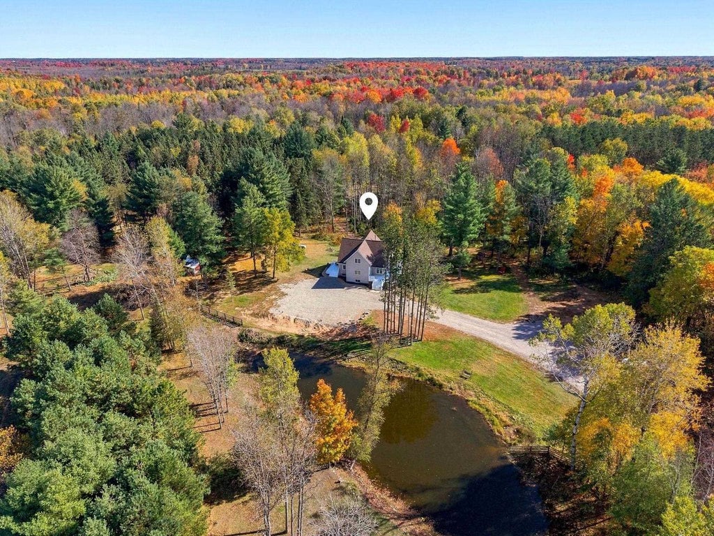 Photo of N7154 Miles ROAD, Porterfield, WI 54159 (MLS # 50334516)