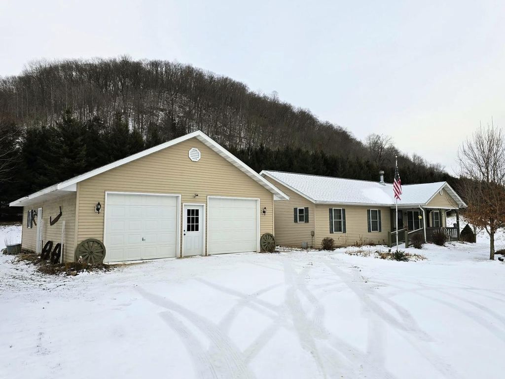 Photo of 41498 Sleepy Hollow ROAD, Gays Mills, WI 54631 (MLS # 2014260)
