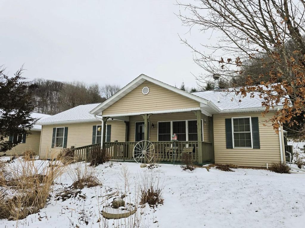 Photo of 41498 Sleepy Hollow ROAD, Gays Mills, WI 54631 (MLS # 2014260)
