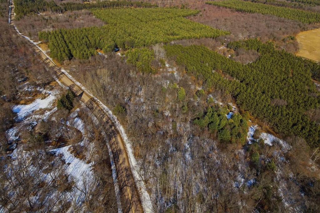 Photo of Lot 1 County Road Tt, Almond, WI 54909 (MLS # 22600957)