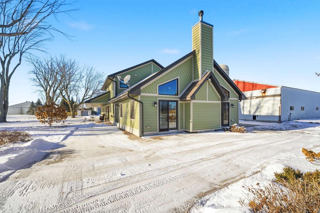 Photo of W8594 Hooyman ROAD, Shiocton, WI 54170 (MLS # 50317660)