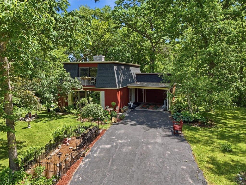 Photo of 7062 Craig LANE, Sun Prairie, WI 53590 (MLS # 2024074)
