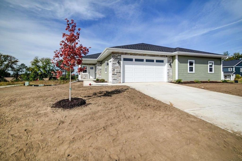Photo of 1520 Palm Grass WAY, Stoughton, WI 53589 (MLS # 2008970)