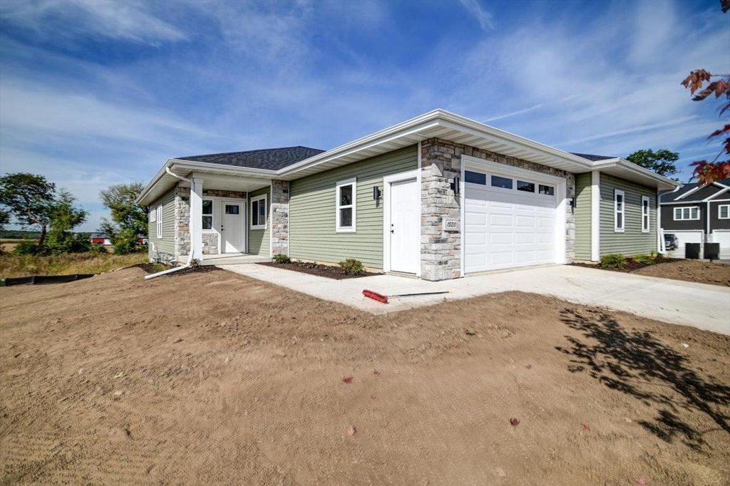 Photo of 1520 Palm Grass WAY, Stoughton, WI 53589 (MLS # 2008970)