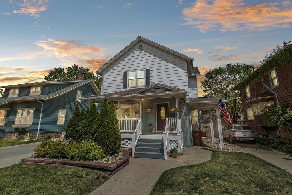 Photo of 1919 Division STREET, Stevens Point, WI 54481 (MLS # 22602611)
