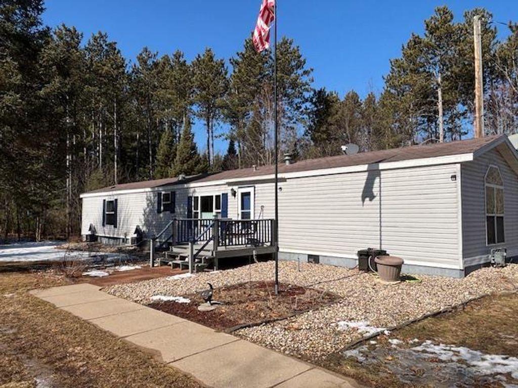 Photo of N1827 Shambeau COURT, Waupaca, WI 54981 (MLS # 50322869)
