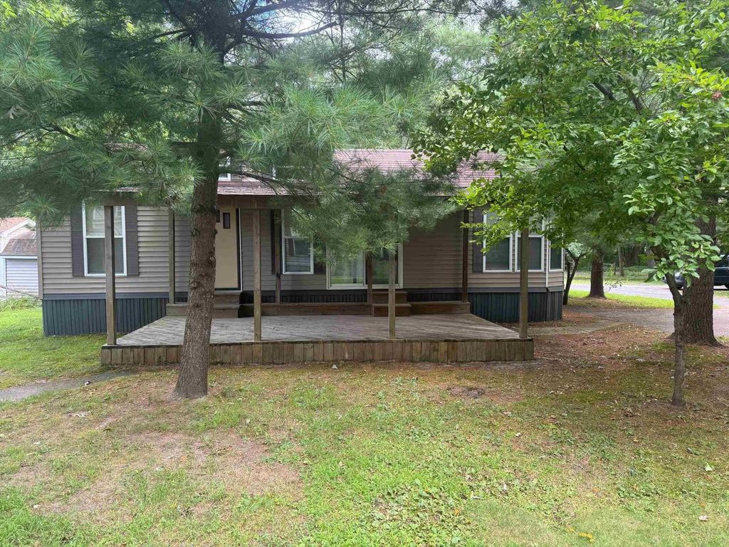 Photo of 117 Misty Pines DRIVE, Wisconsin Dells, WI 53965 (MLS # 2017068)