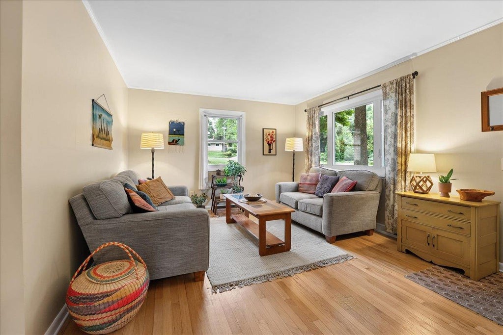 Photo of 2013 Ardmore DRIVE, Madison, WI 53713 (MLS # 2031608)