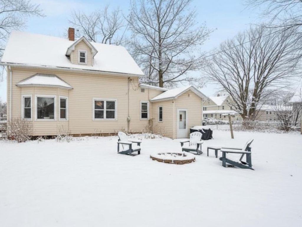 Photo of 406 Oak STREET, Luxemburg, WI 54217 (MLS # 50318689)