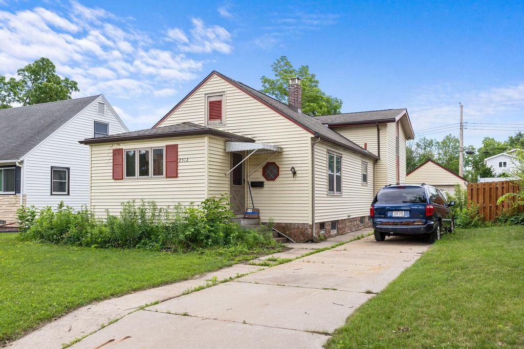 Photo of 2512 Travis STREET, La Crosse, WI 54601 (MLS # 1969266)