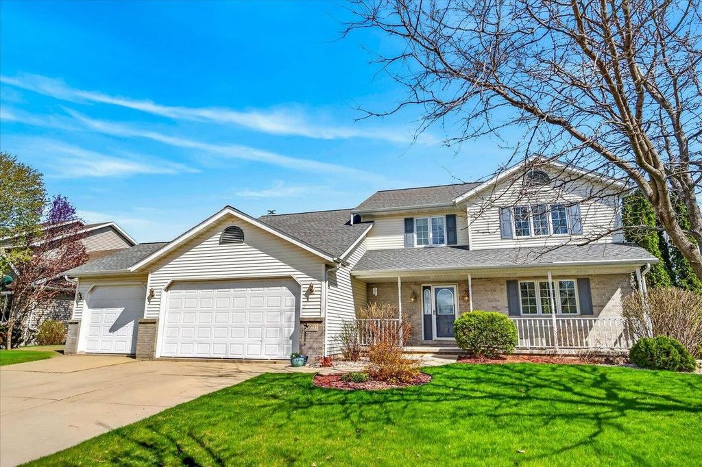 Photo of 1205 Greenbrier DRIVE, Waunakee, WI 53597 (MLS # 2021353)