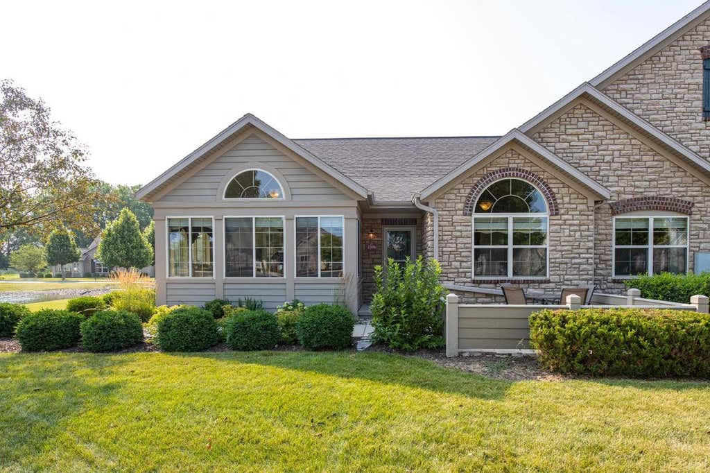 Photo of 2306 E Sienna WAY, Appleton, WI 54913 (MLS # 50330160)