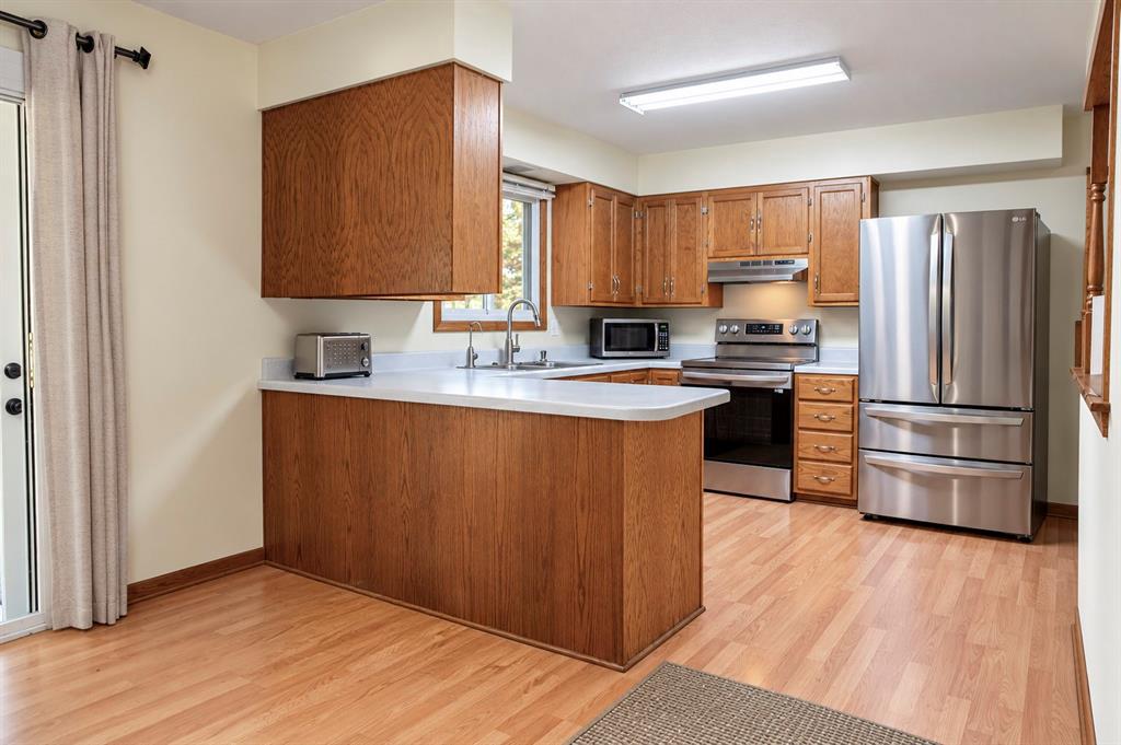 Photo of 1800 White Oak DRIVE, Eau Claire, WI 54703 (MLS # 1605549)