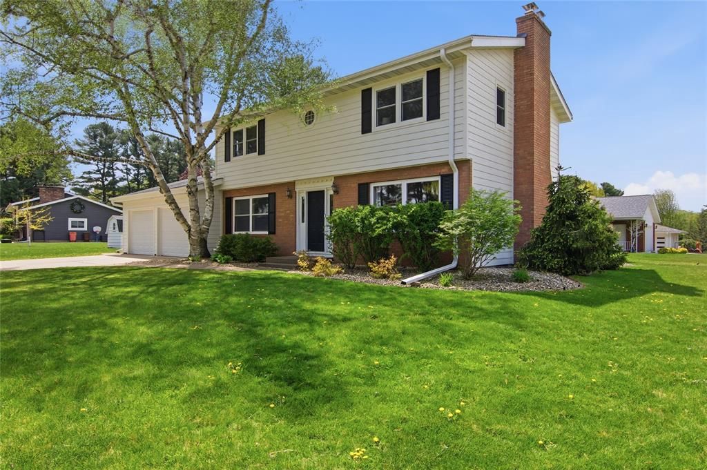 Photo of 2610 Marilyn DRIVE, Eau Claire, WI 54701 (MLS # 1601105)