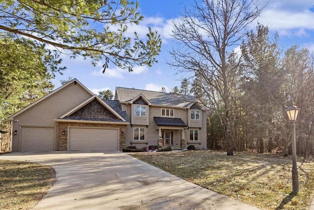 Photo of 4465 River DRIVE, Plover, WI 54467 (MLS # 22601342)