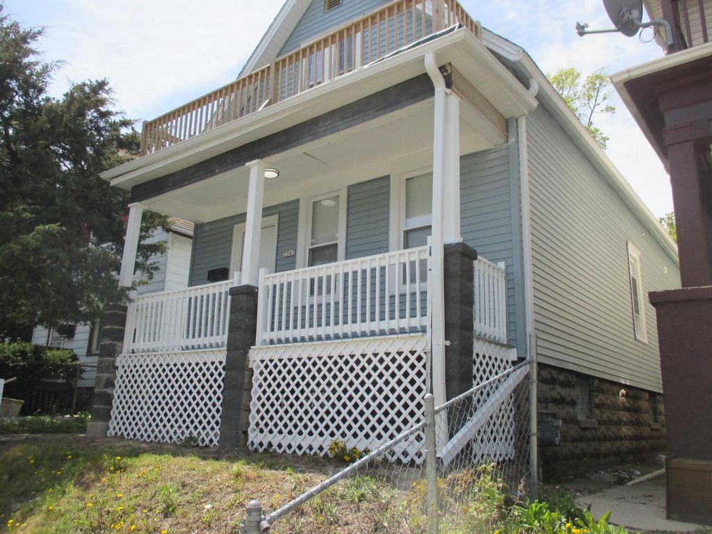 Photo of 3341 N Richards STREET, Milwaukee, WI 53212 (MLS # 1960618)