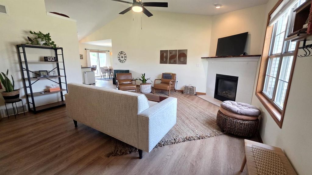 Photo of 407 East AVENUE #4, Belleville, WI 53508 (MLS # 2022902)