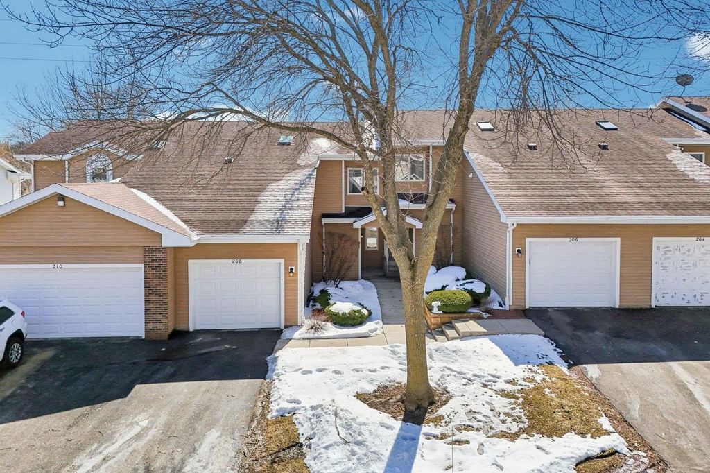 Photo of 208 Creek Edge COURT, Waunakee, WI 53597 (MLS # 2018125)